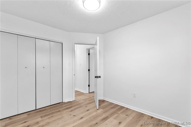 3136 Middle Road, Jeffersonville, IN 47130