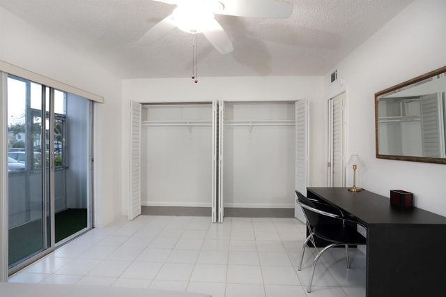331 Windsor O, West Palm Beach, FL 33417