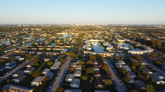 331 Windsor O, West Palm Beach, FL 33417