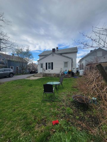 205 County Street, Bennington, VT 05201