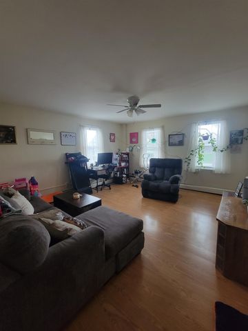 205 County Street, Bennington, VT 05201