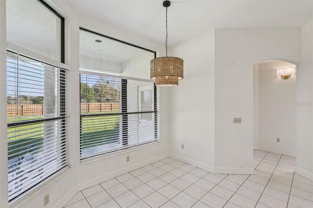 26820 BLOOMFIELD AVENUE, Yalaha, FL 34797