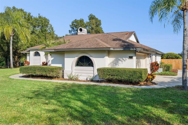 26820 BLOOMFIELD AVENUE, Yalaha, FL 34797