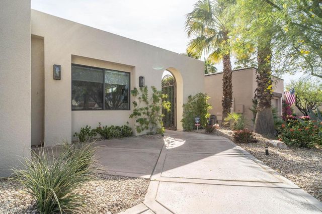 19 Via Haciendas, Rancho Mirage, CA 92270