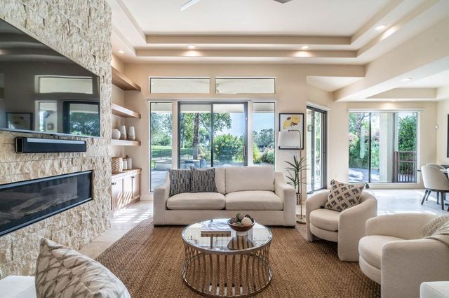 19 Via Haciendas, Rancho Mirage, CA 92270