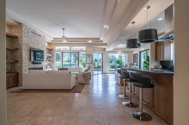 19 Via Haciendas, Rancho Mirage, CA 92270