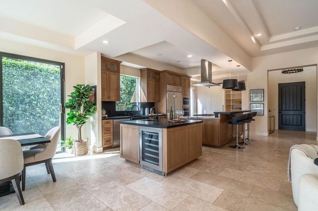 19 Via Haciendas, Rancho Mirage, CA 92270