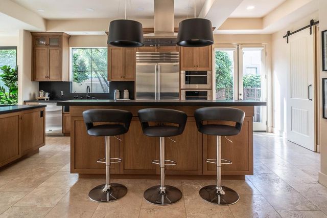 19 Via Haciendas, Rancho Mirage, CA 92270