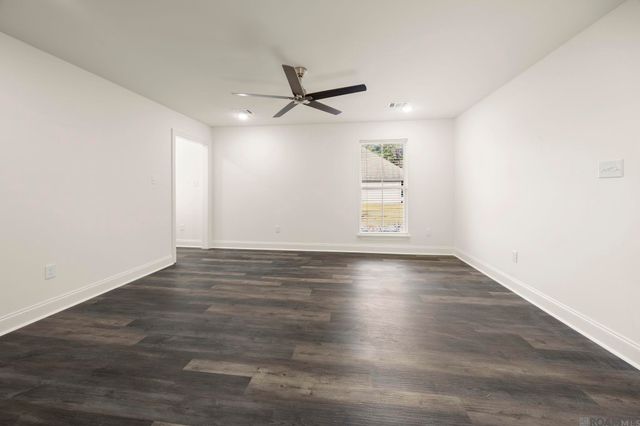 38254 Shelby Dr, Denham Springs, LA 70706