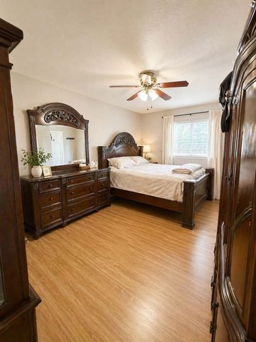420 Price Drive, Lewisville, TX 75067