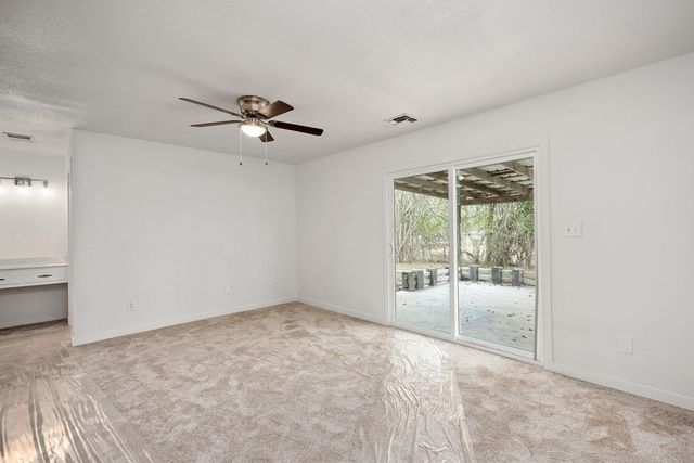 213 Verde Hills, Center Point, TX 78010