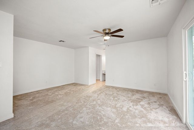 213 Verde Hills, Center Point, TX 78010