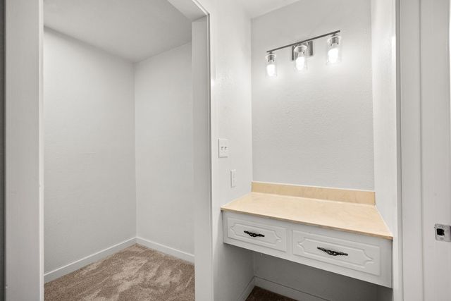 213 Verde Hills, Center Point, TX 78010