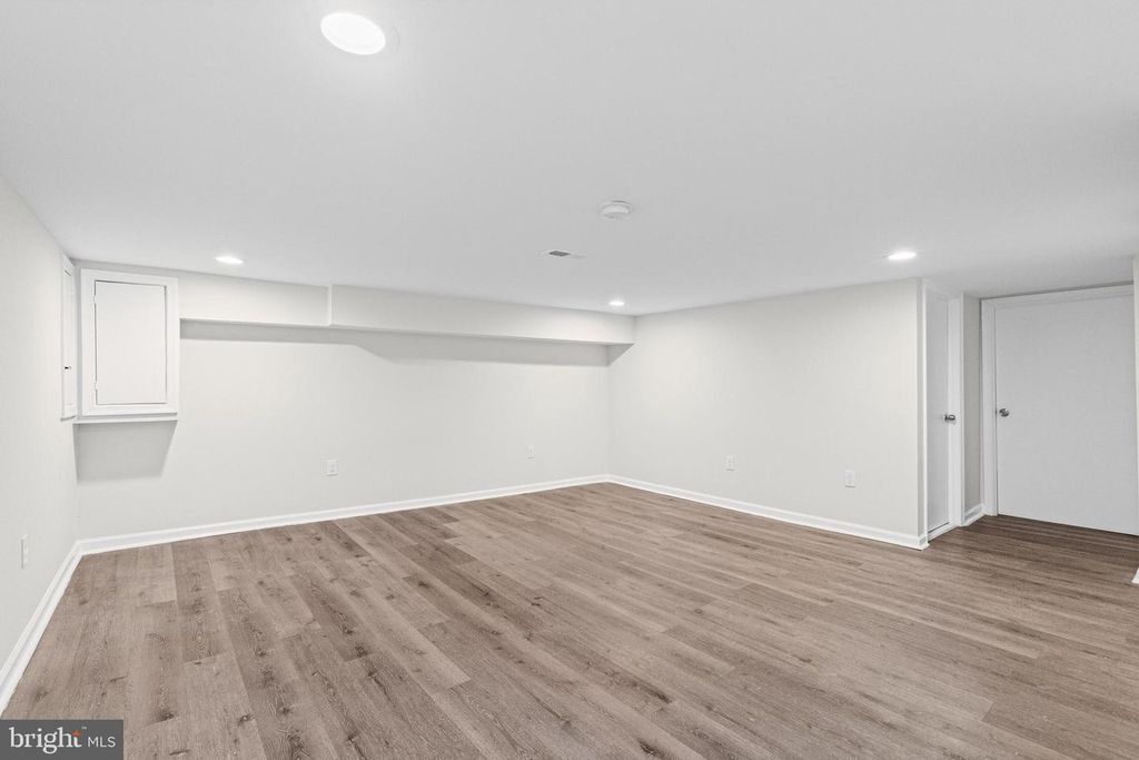 Image 28 of property listing at 5132 PEMBRIDGE AVE, Baltimore, MD 21215