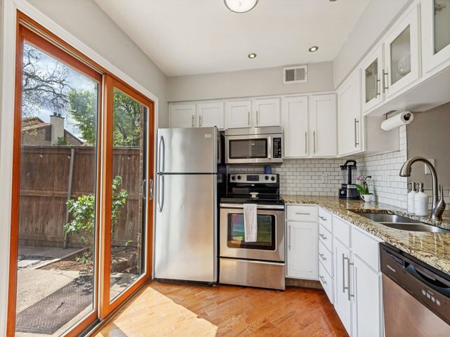 5626 Preston Oaks Road 2C, Dallas, TX 75254