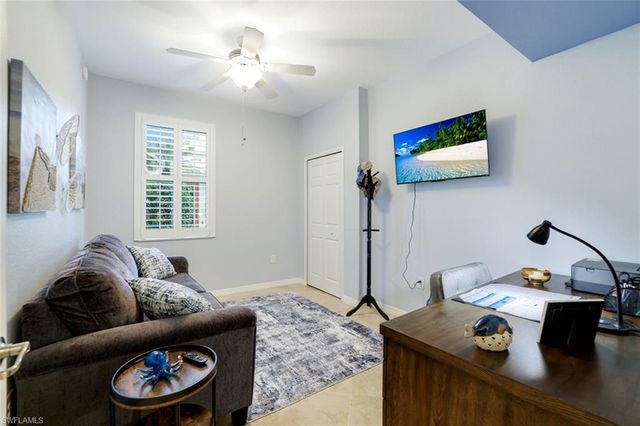 7878 Clemson ST 102, Naples, FL 34104