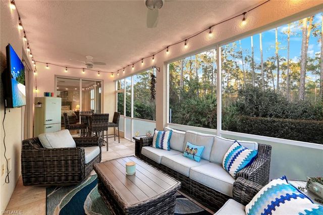 7878 Clemson ST 102, Naples, FL 34104