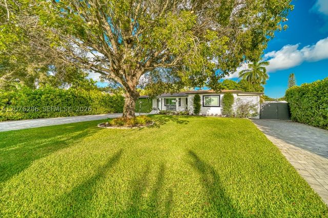 13801 NE 1st Ave, Miami, FL 33161