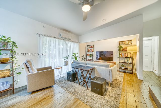 13801 NE 1st Ave, Miami, FL 33161
