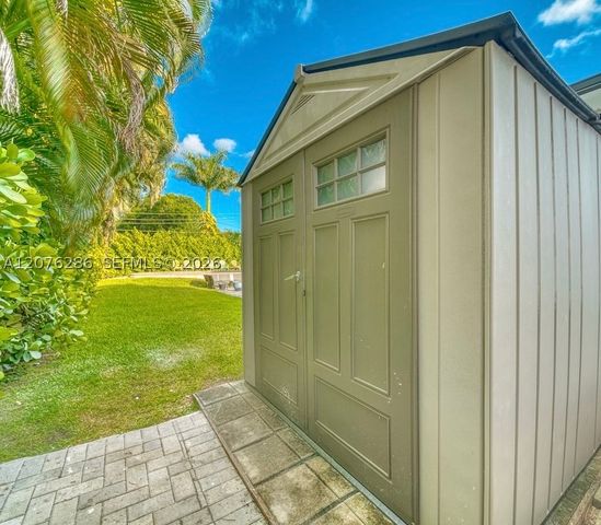 13801 NE 1st Ave, Miami, FL 33161