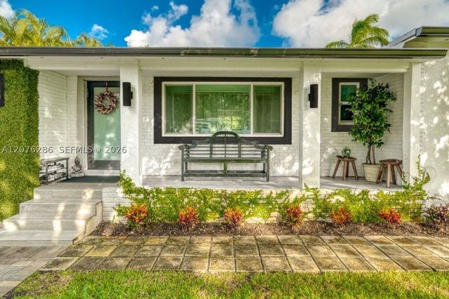13801 NE 1st Ave, Miami, FL 33161