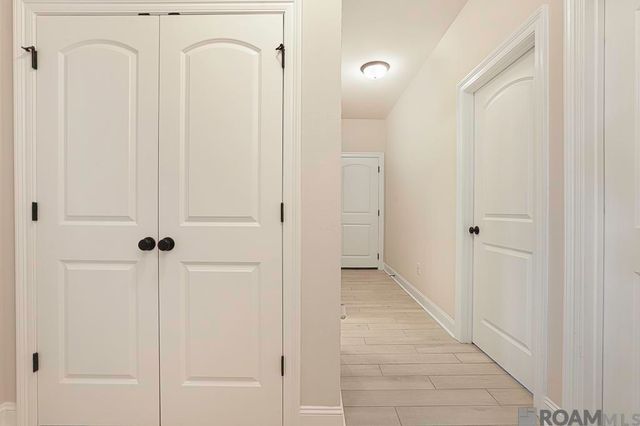 7044 Panama Canal Dr, Gonzales, LA 70737