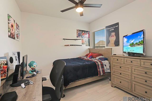 7044 Panama Canal Dr, Gonzales, LA 70737