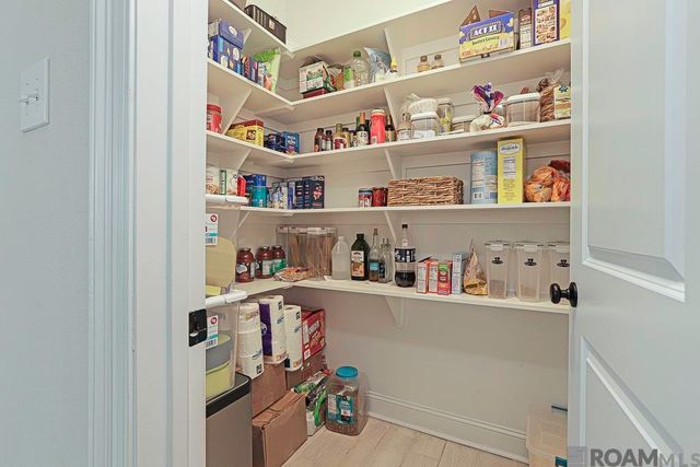 7044 Panama Canal Dr, Gonzales, LA 70737