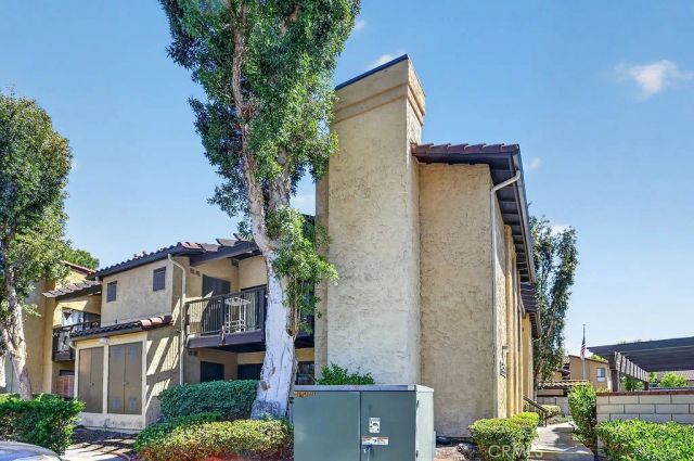 25661 Indian Hill F, Laguna Hills, CA 92653