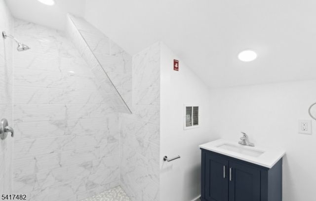 858 S 16Th St, Newark City, NJ 07108