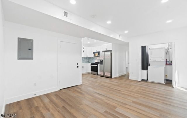 858 S 16Th St, Newark City, NJ 07108
