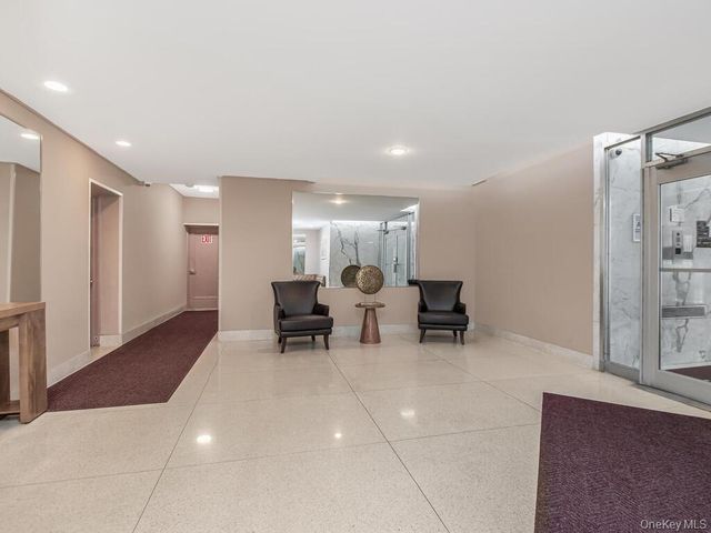 525 W 236th Street 6H, Bronx, NY 10463