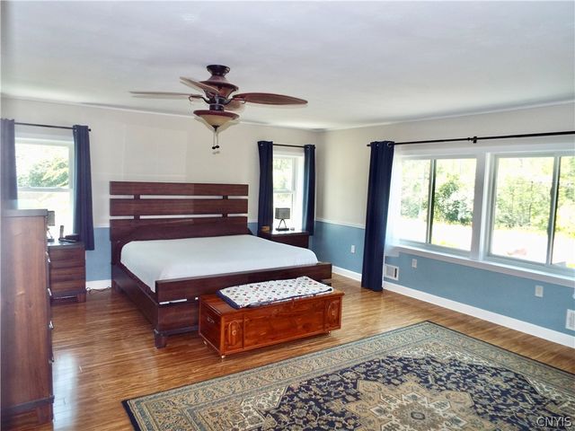 9702 Caughdenoy, Clay, NY 13029