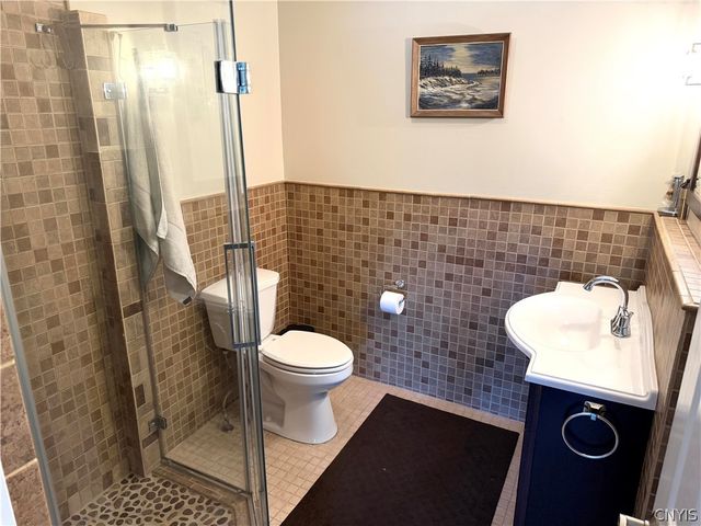 9702 Caughdenoy, Clay, NY 13029