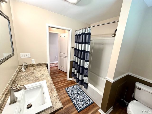 9702 Caughdenoy, Clay, NY 13029