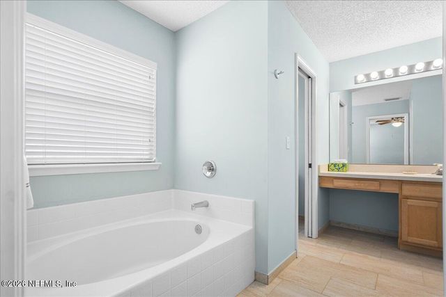 713 S LAKE CUNNINGHAM Avenue, St. Johns, FL 32259