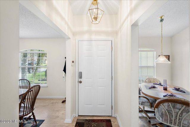 713 S LAKE CUNNINGHAM Avenue, St. Johns, FL 32259