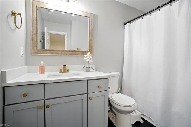 1204 Topgallant CT, Virginia Beach, VA 23454