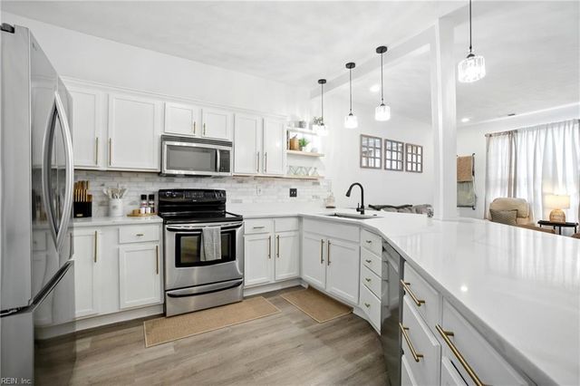 1204 Topgallant CT, Virginia Beach, VA 23454