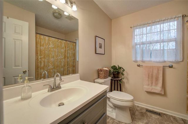 161 Reynolds Bridge Road, Kingston, GA 30145