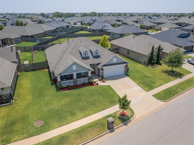 2316 NW 187th Terrace, Edmond, OK 73012