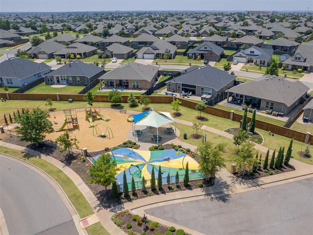 2316 NW 187th Terrace, Edmond, OK 73012