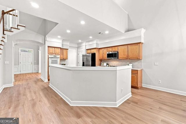 10 Hemingbrough Way, Johns Creek, GA 30022
