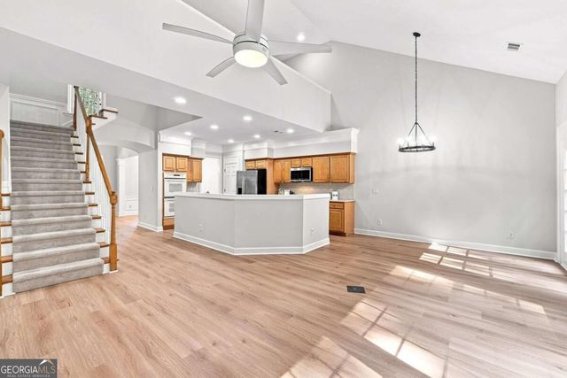 10 Hemingbrough Way, Johns Creek, GA 30022