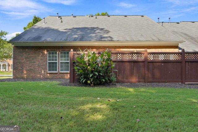 10 Hemingbrough Way, Johns Creek, GA 30022