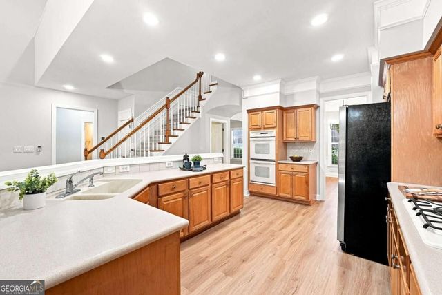 10 Hemingbrough Way, Johns Creek, GA 30022