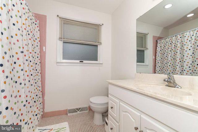 1744 LARK LN, Cherry Hill, NJ 08003