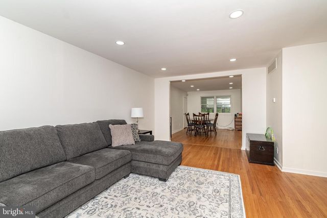 1744 LARK LN, Cherry Hill, NJ 08003