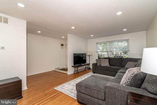 1744 LARK LN, Cherry Hill, NJ 08003