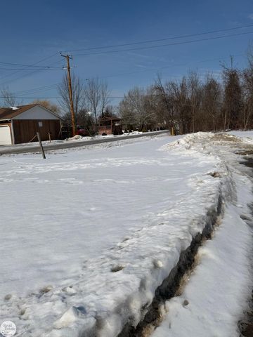 988 Chartier Road, Marine City, MI 48039